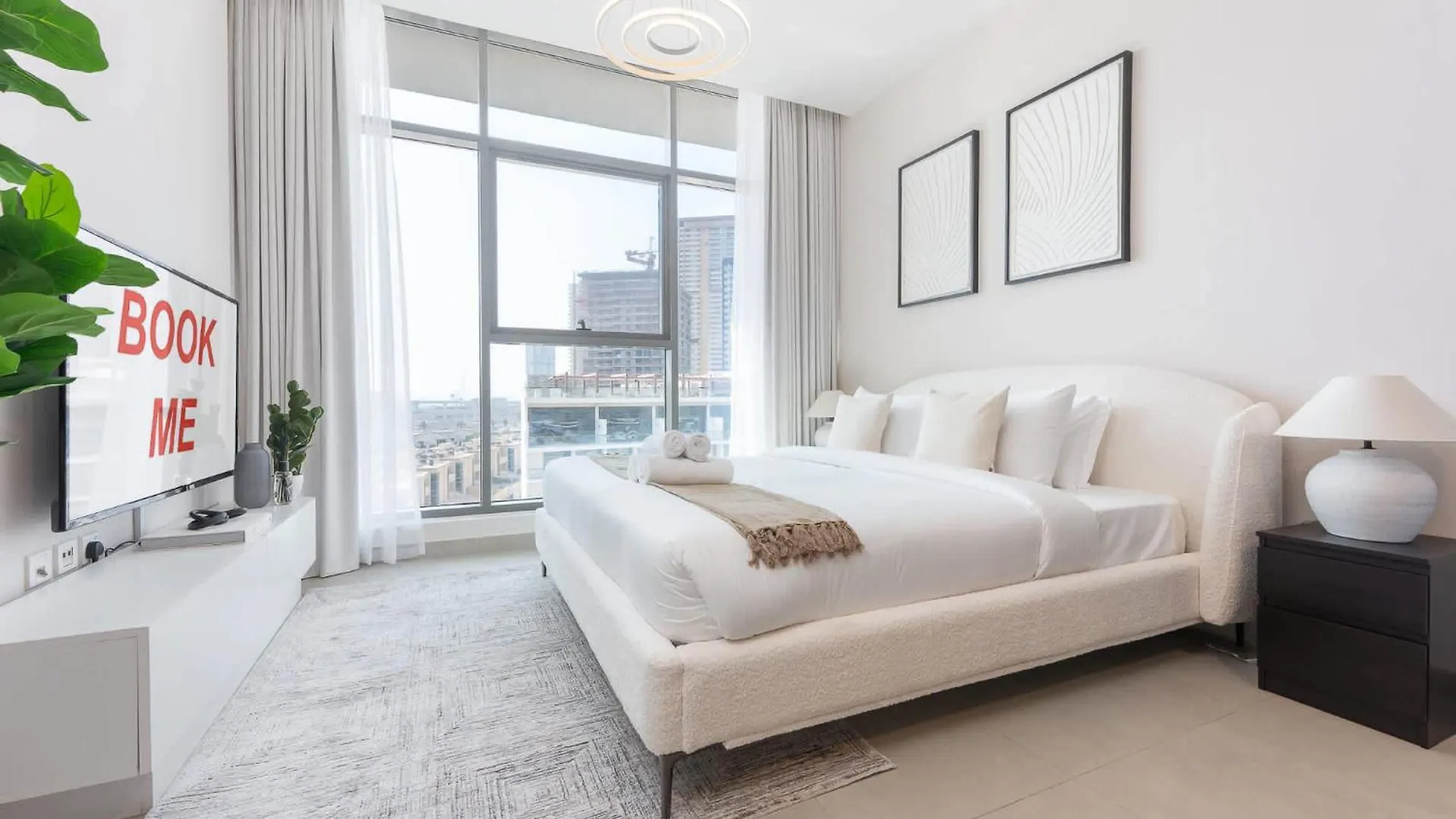 An Eye-Captivating Studio In Living Garden 2 Dubaj